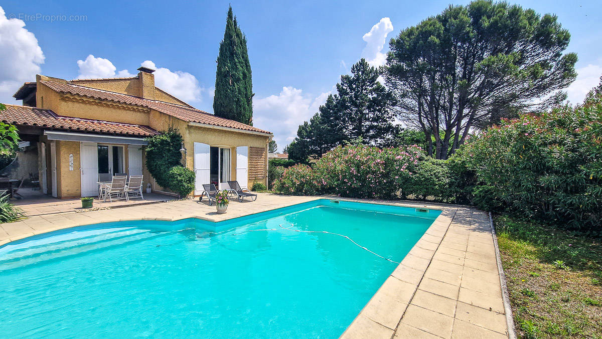 Maison à VILLENEUVE-LES-AVIGNON