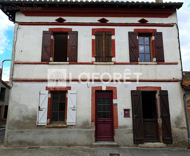 Maison à LONGAGES