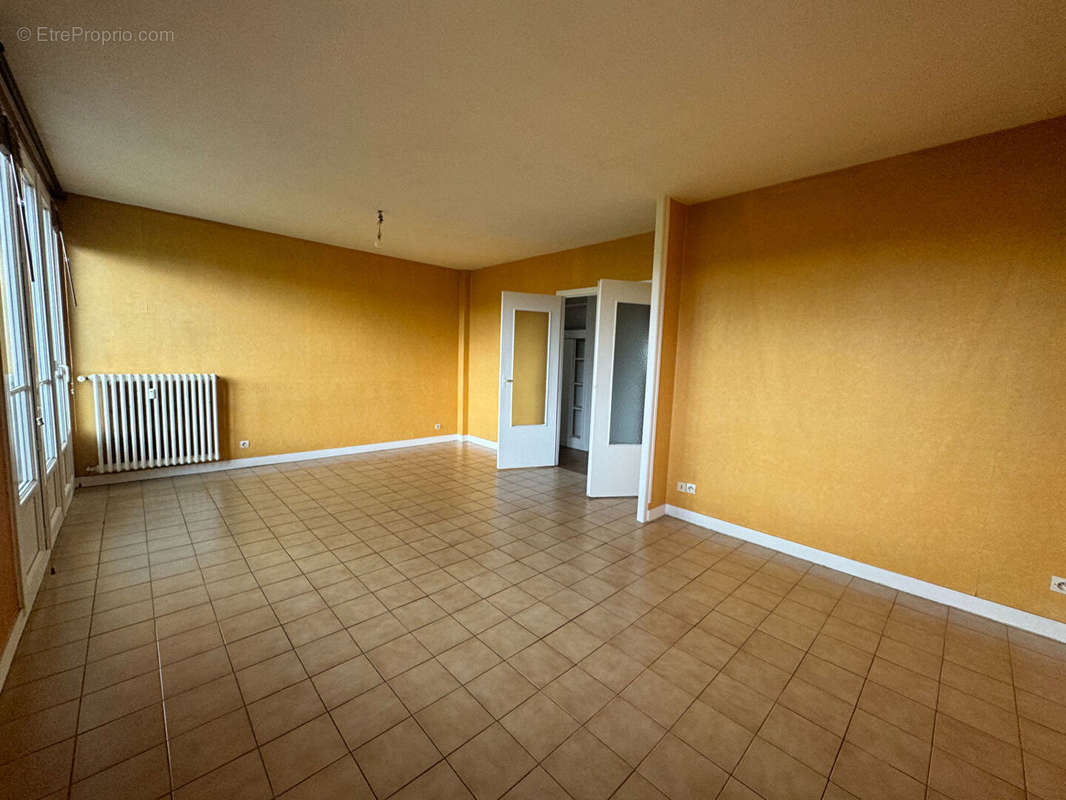 Appartement à COMPIEGNE