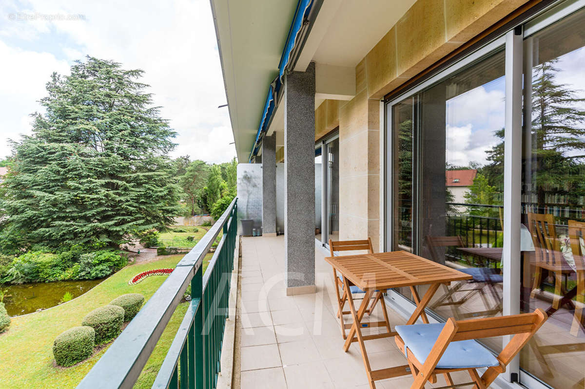 Appartement à MAISONS-LAFFITTE