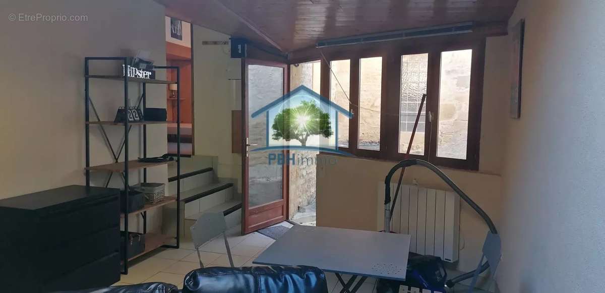 Appartement à SALIGNAC-EYVIGUES