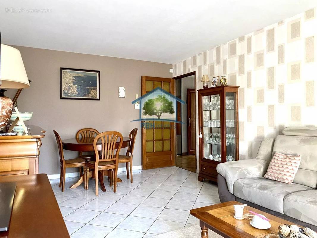 Appartement à MANTES-LA-VILLE