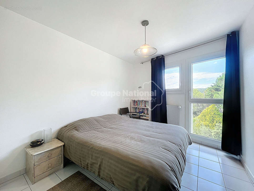 Appartement à VILLENEUVE-LES-AVIGNON