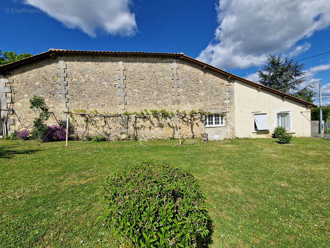 Maison à BRANTOME