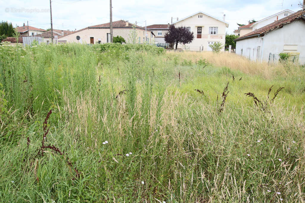 Terrain à VILLENEUVE-SUR-LOT