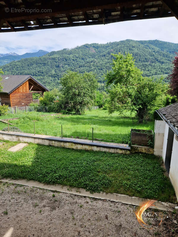 Maison à LA CHAPELLE-BLANCHE