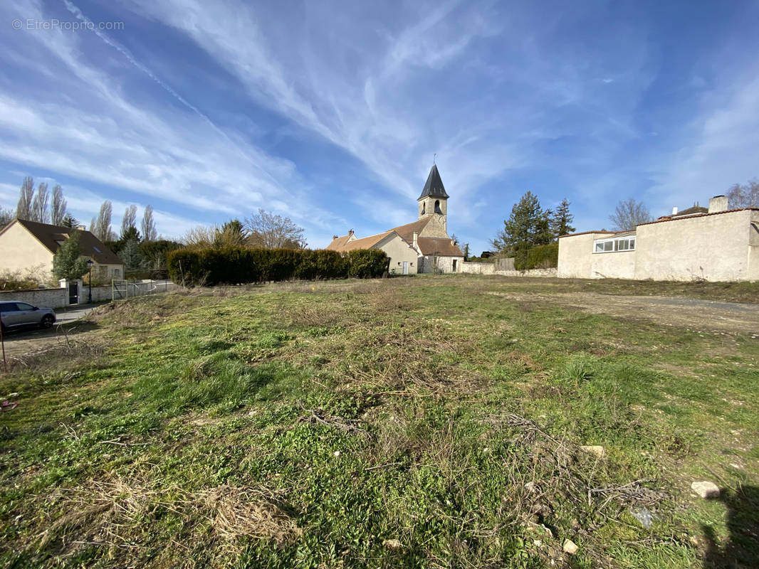 Terrain à VICQ