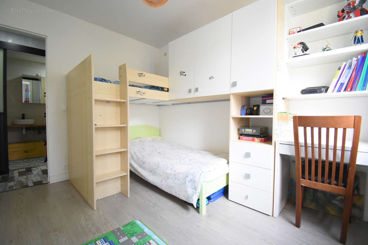 Appartement a louer ville-d'avray - 3 pièce(s) - 51 m2 - Surfyn