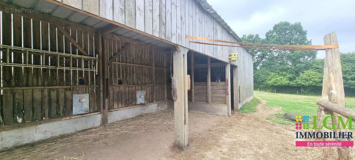 Maison à PLOUNEVEZ-MOEDEC