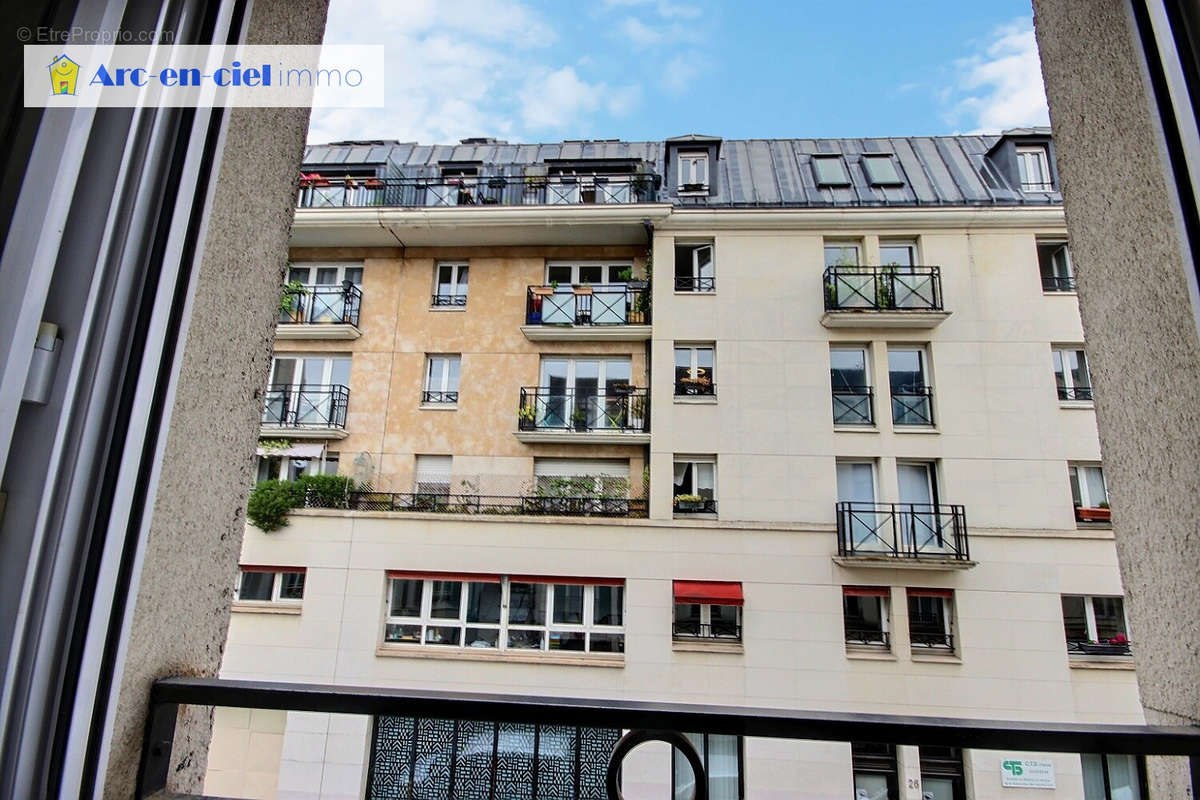 Appartement à PARIS-11E