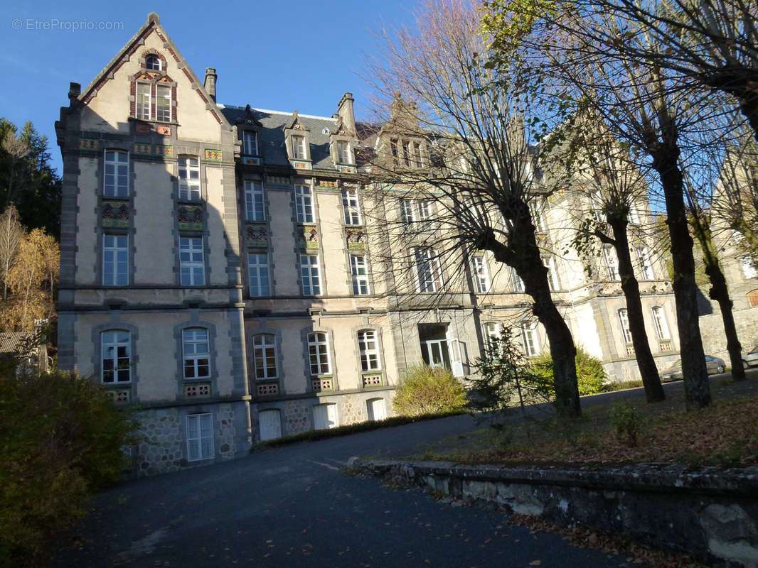 Appartement à LA BOURBOULE