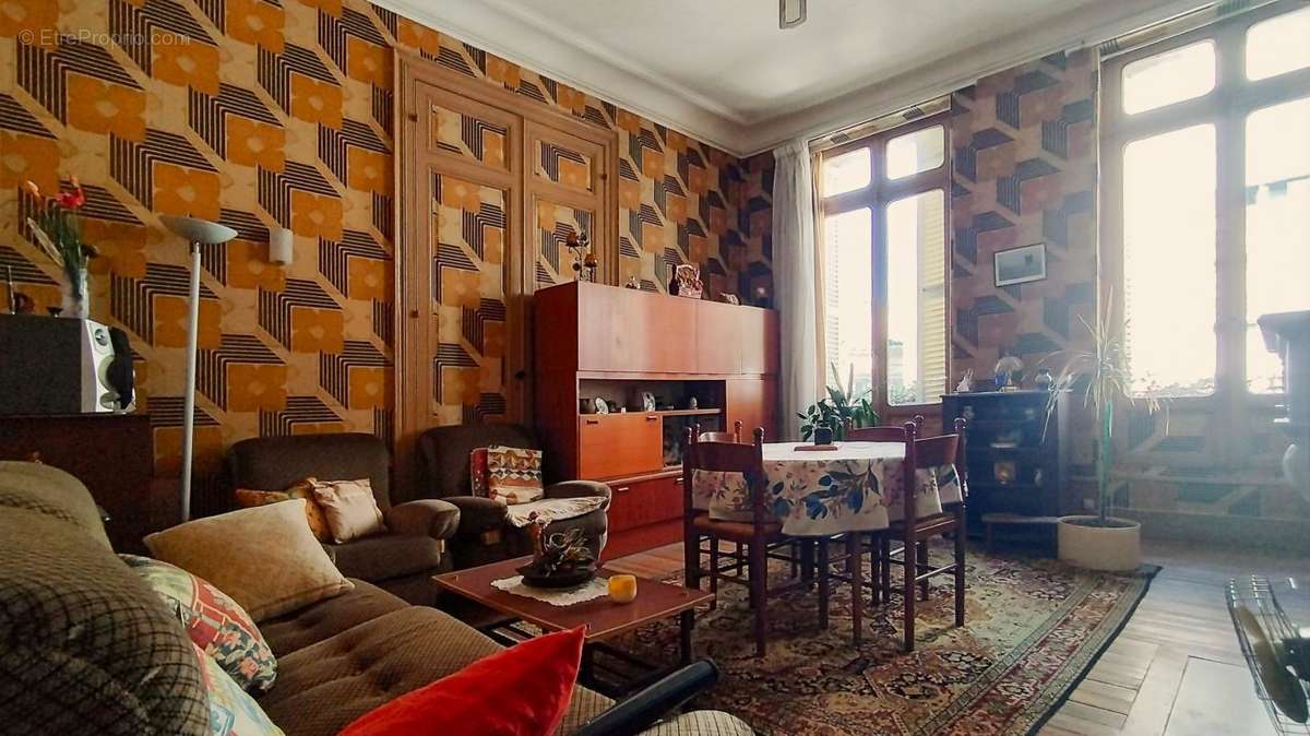 Appartement à BORDEAUX