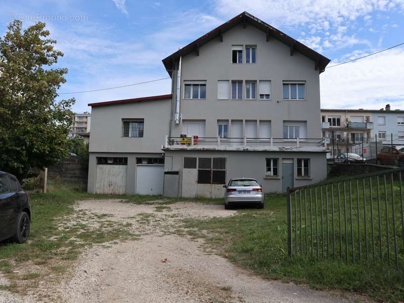 Appartement à LONS-LE-SAUNIER