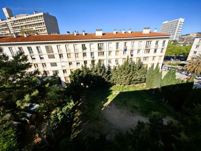 Appartement à MARSEILLE-9E