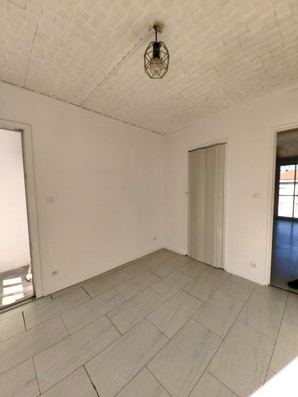 Appartement à MARSEILLE-9E