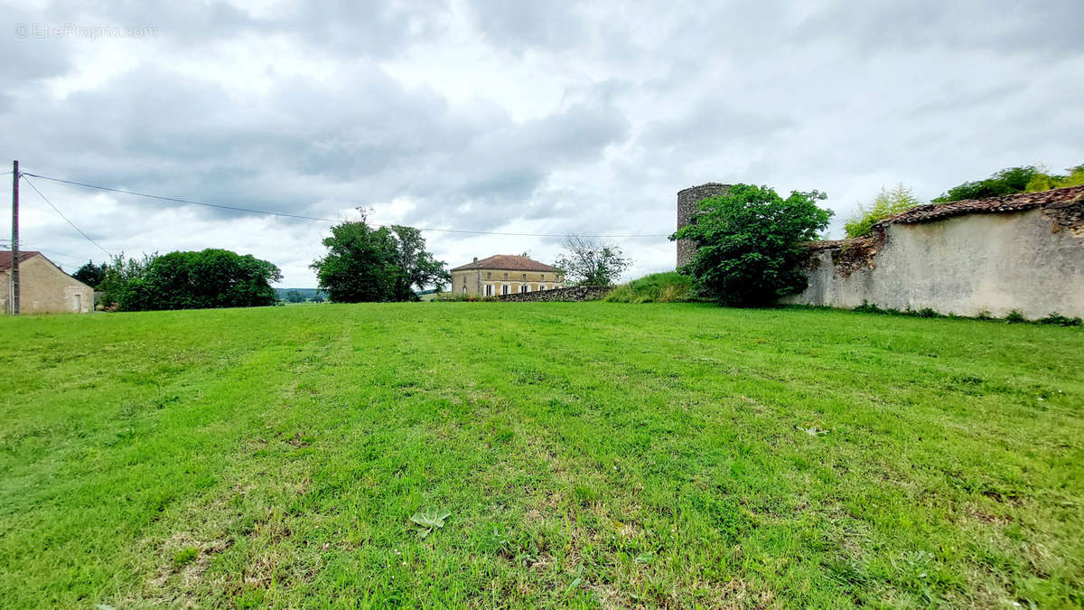 Maison à CADILLAC