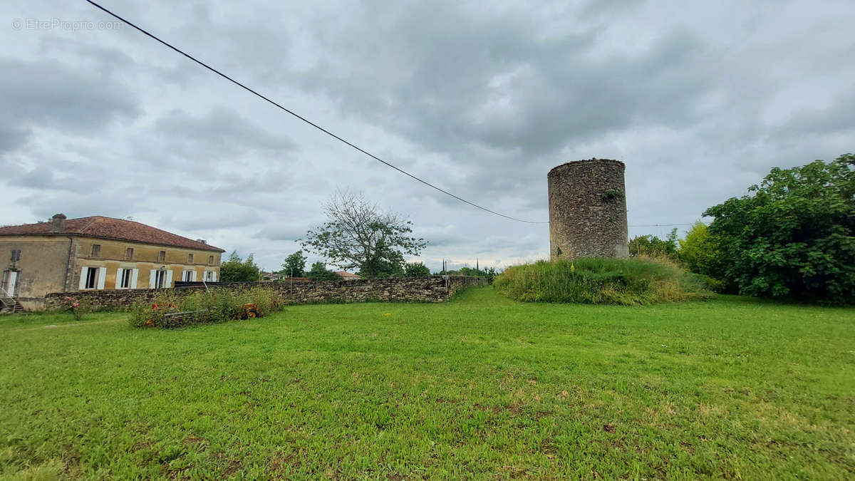 Maison à LANGON