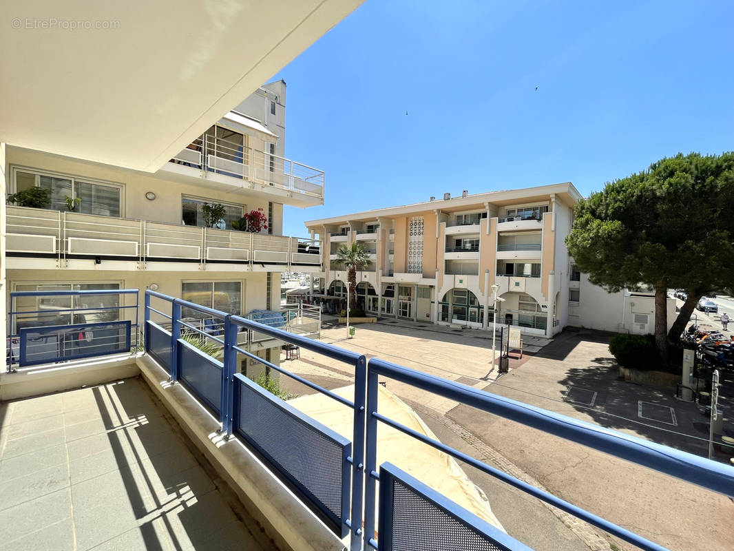 Appartement à FREJUS