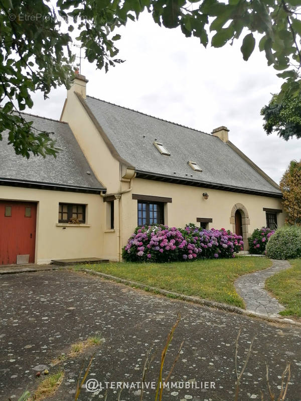 Maison à AVAILLES-SUR-SEICHE