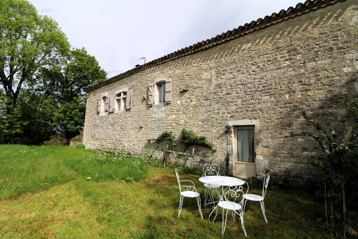 Maison à CAHORS