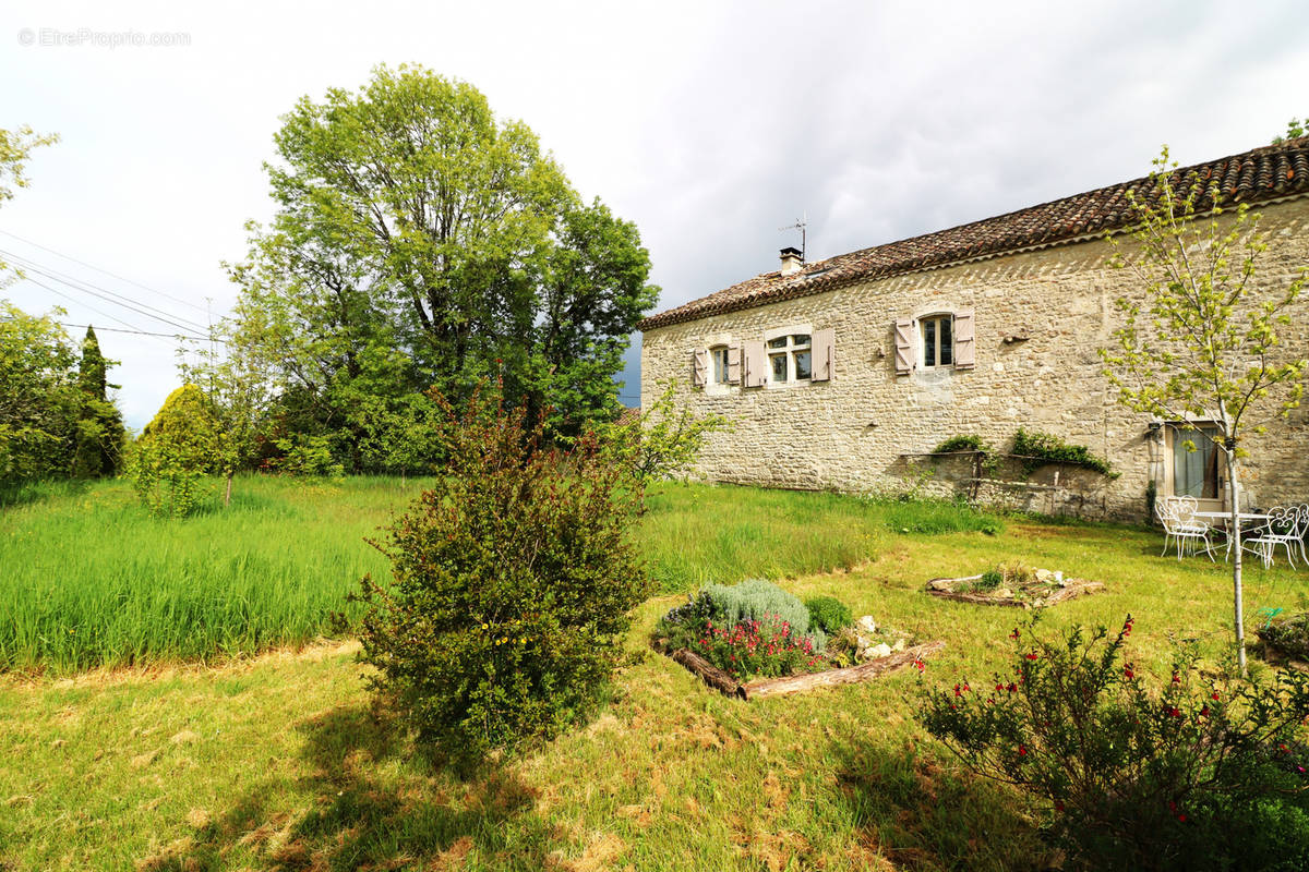 Maison à CAHORS