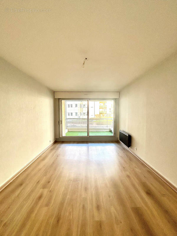 Appartement à EVIAN-LES-BAINS