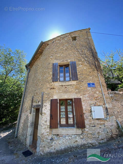 Maison à LA TOUR-SUR-ORB