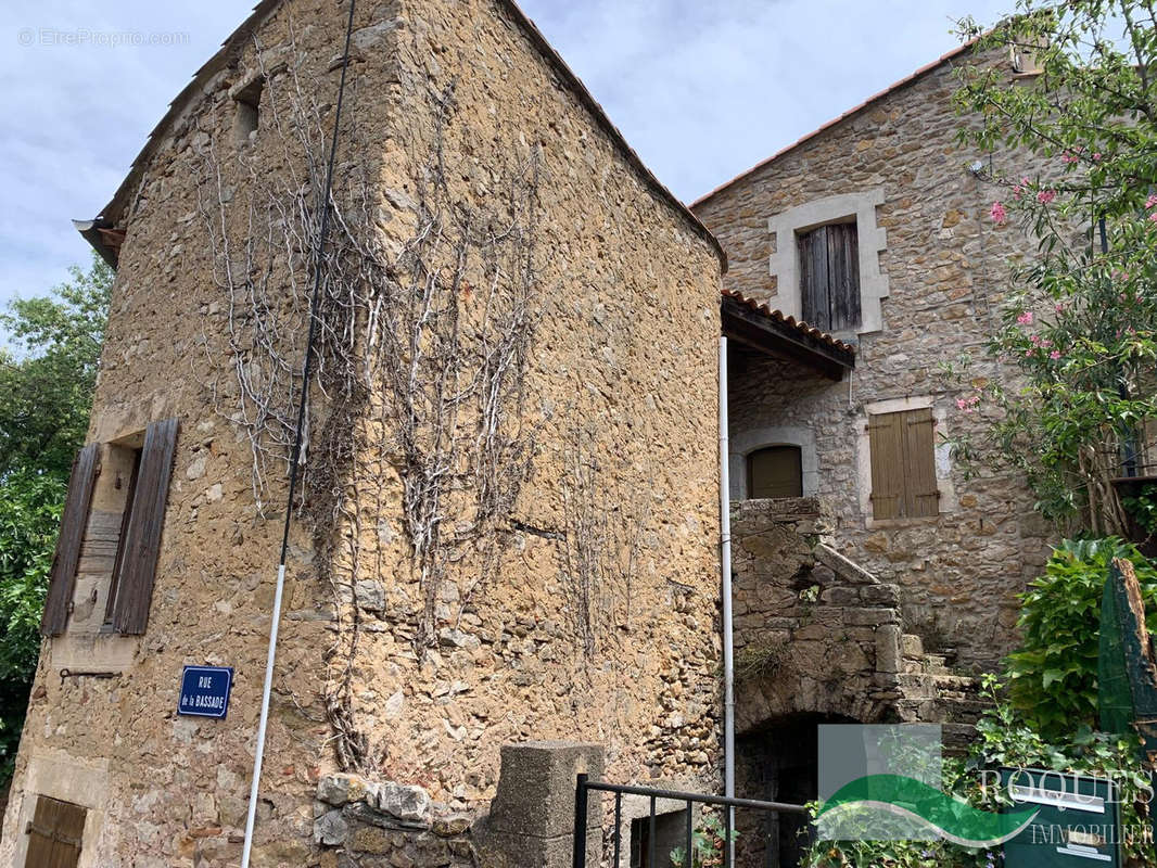 Maison à LA TOUR-SUR-ORB