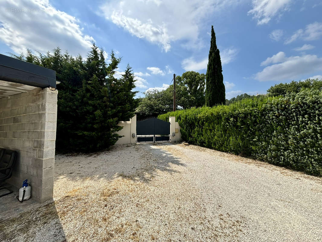 Maison à GRIGNAN