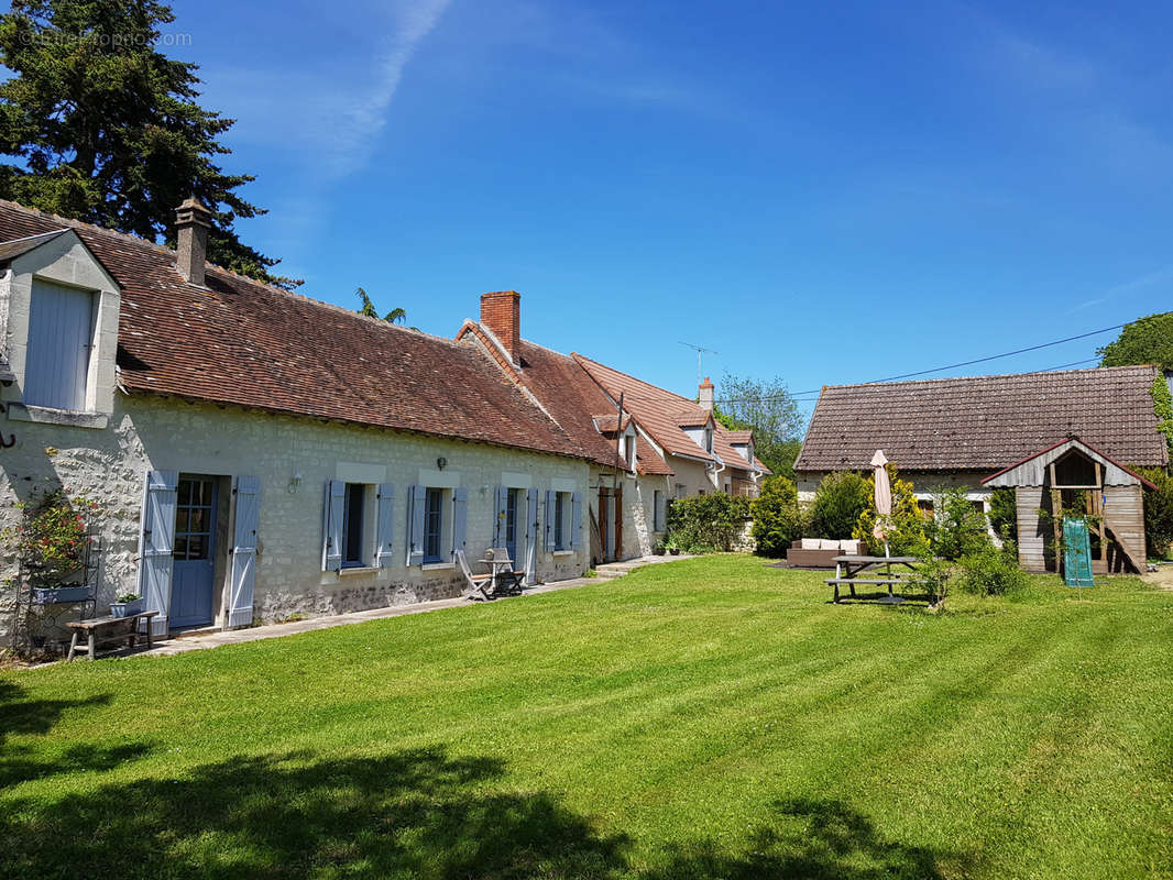 Maison à VILLENTROIS