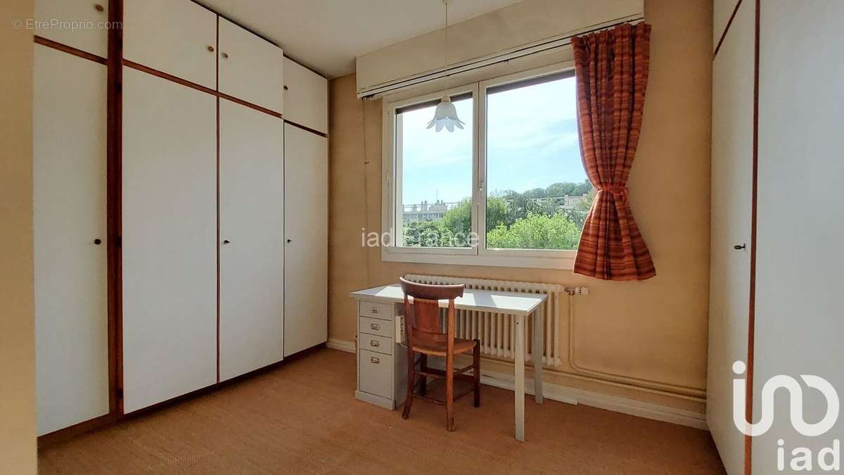 Appartement a louer ville-d'avray - 4 pièce(s) - 79 m2 - Surfyn