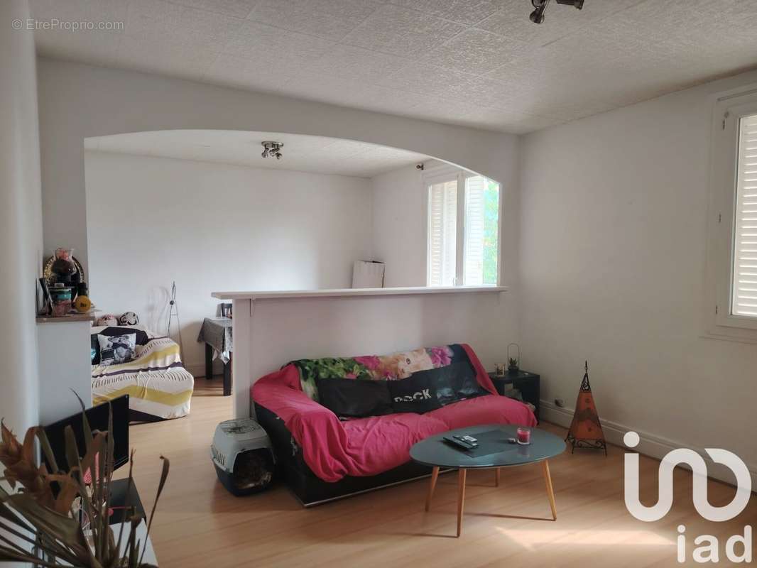 Photo 2 - Appartement à SAINT-ETIENNE