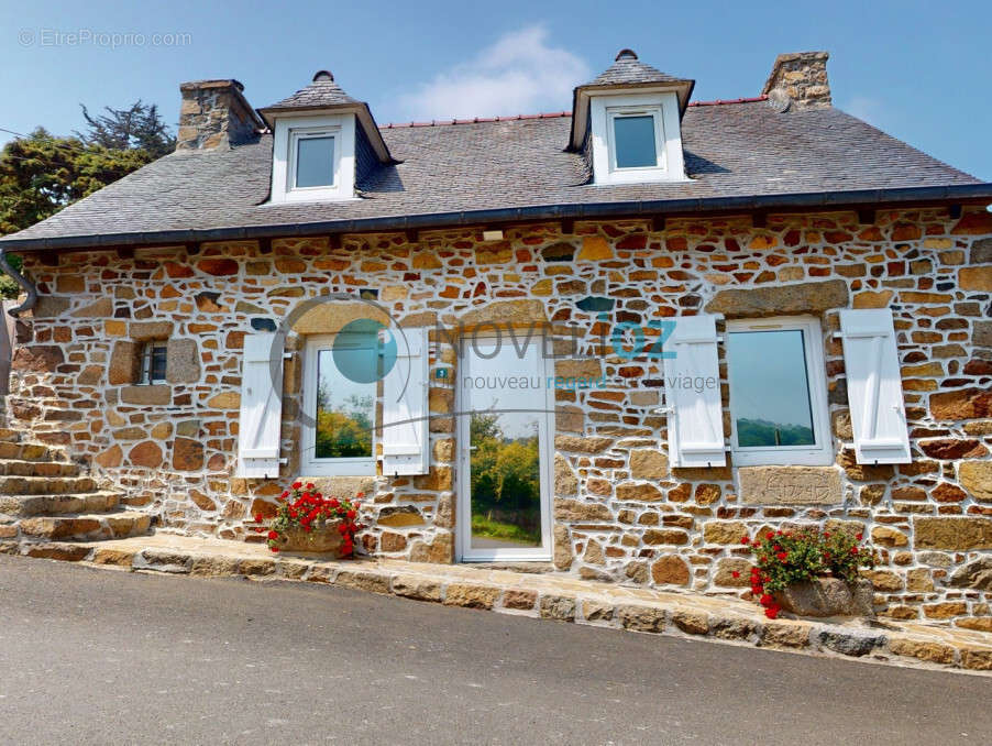 Maison à LEZARDRIEUX