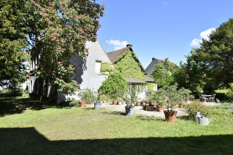 Maison à MONTCEAU-LES-MINES