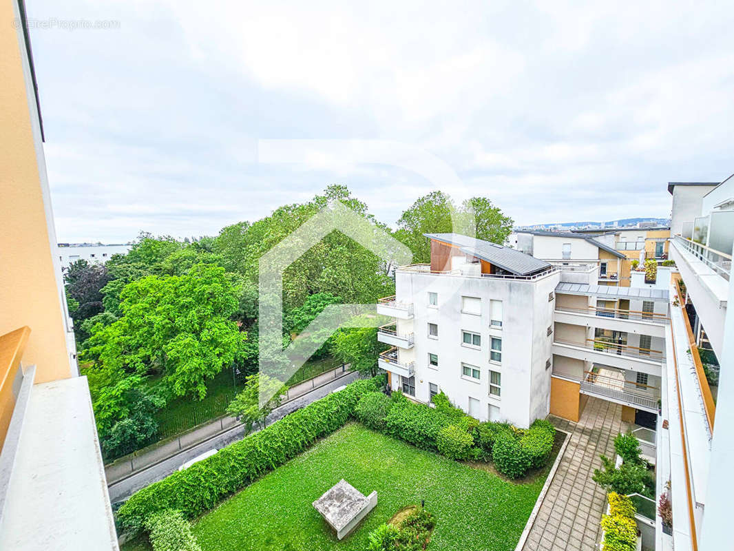 Appartement à COLOMBES