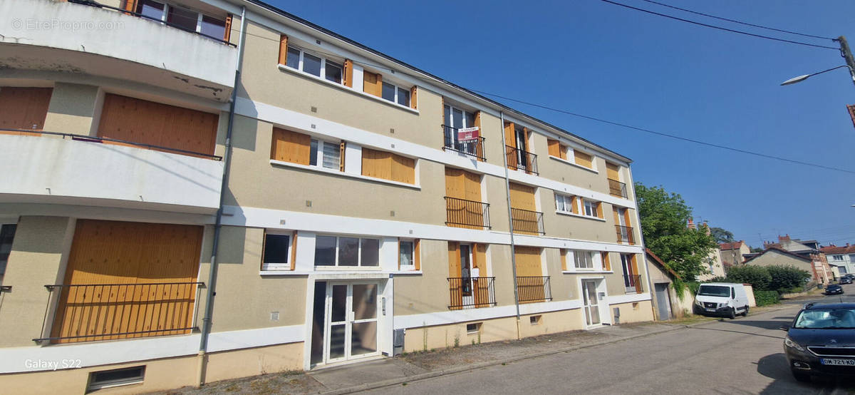 Appartement à NERIS-LES-BAINS