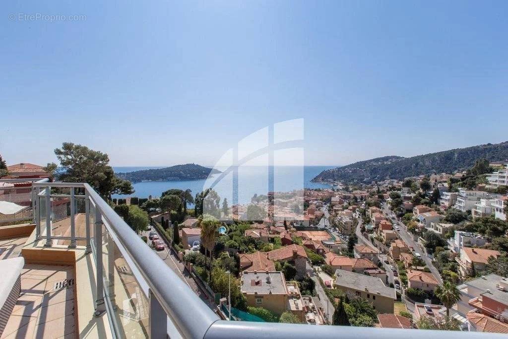 Appartement à VILLEFRANCHE-SUR-MER