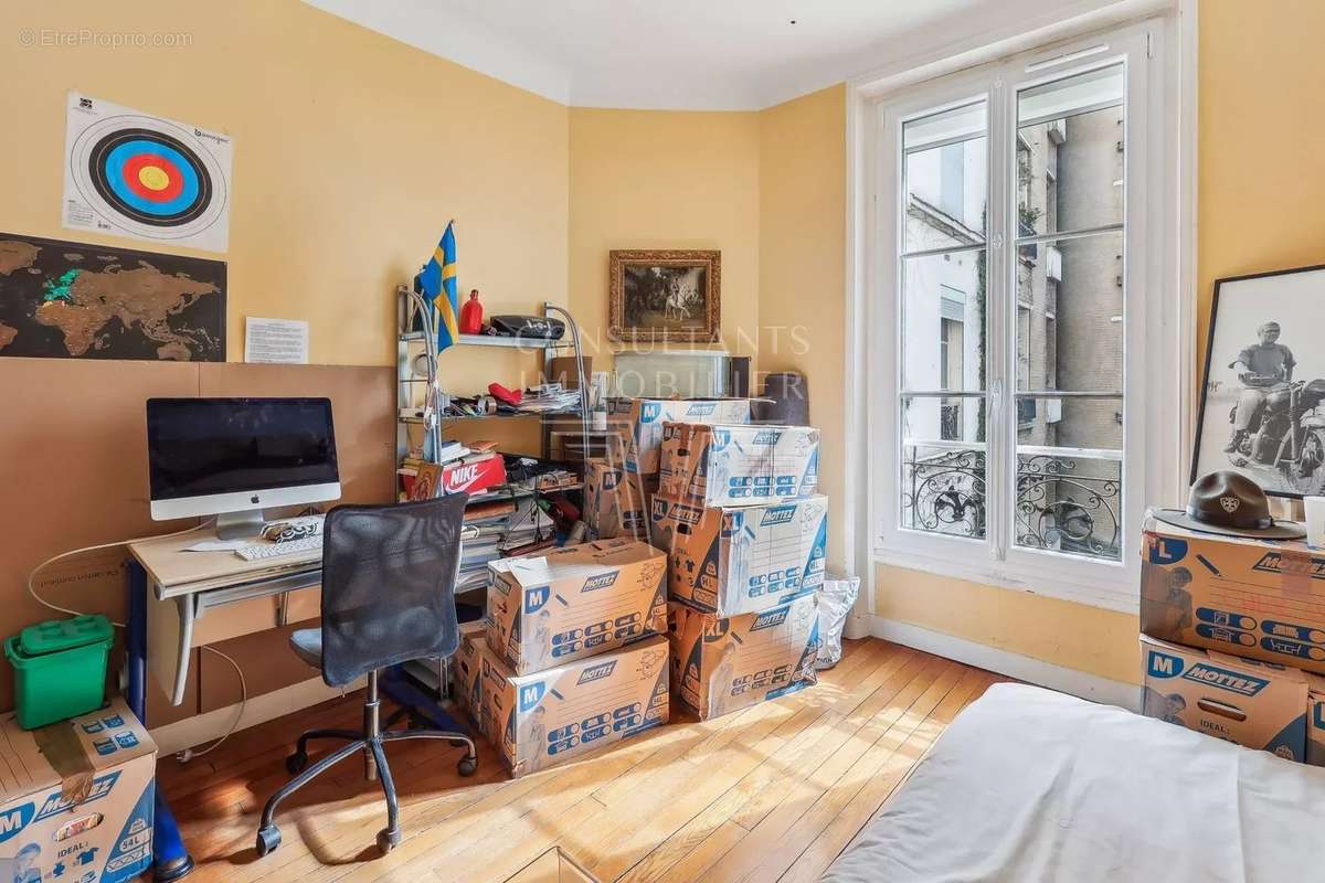 Appartement à PARIS-15E