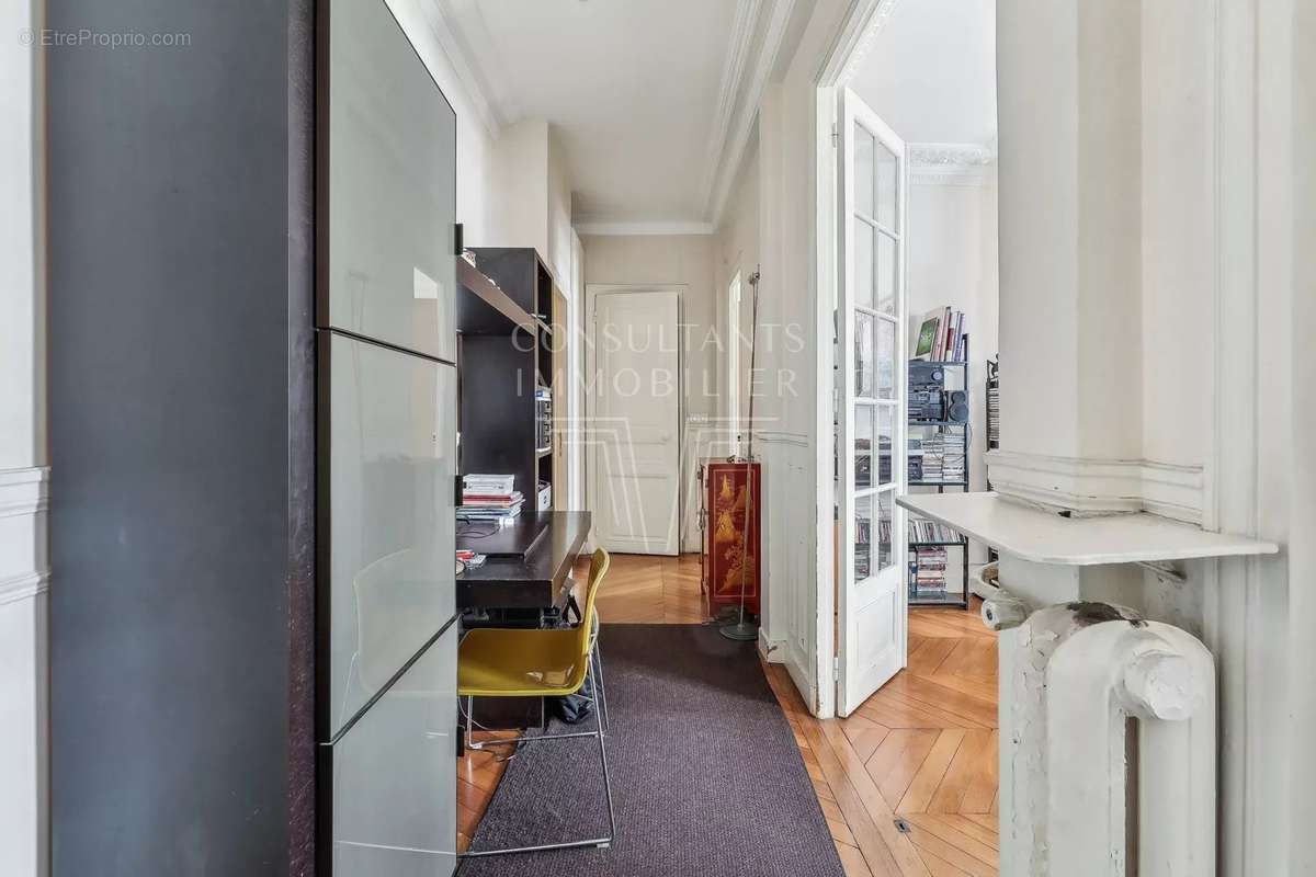 Appartement à PARIS-15E