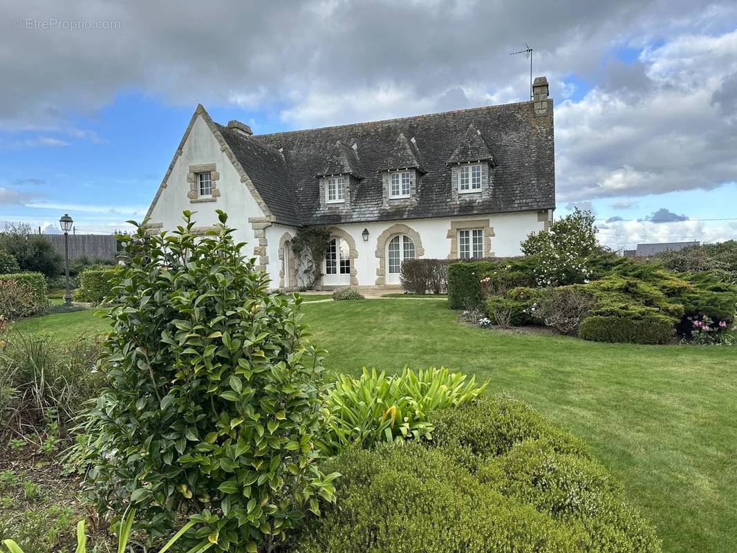 Maison à PLOUBAZLANEC