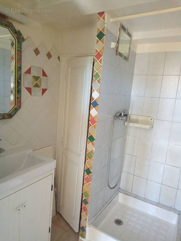 Appartement à MARSEILLE-2E