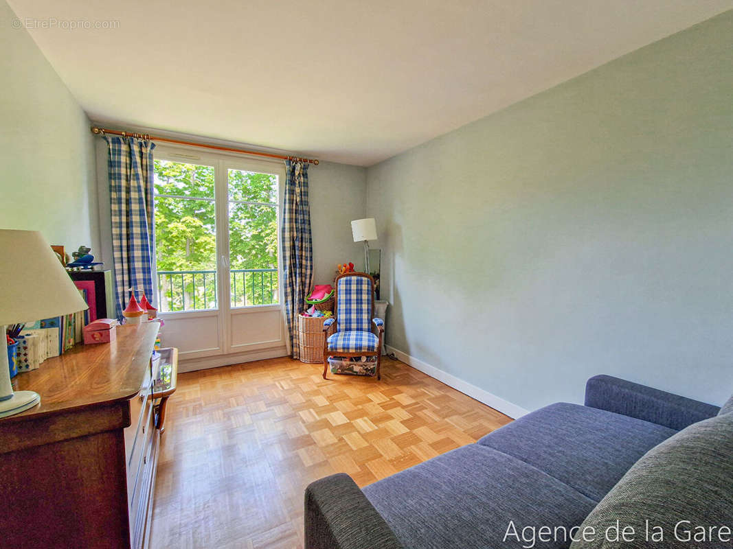 Appartement à MAISONS-LAFFITTE