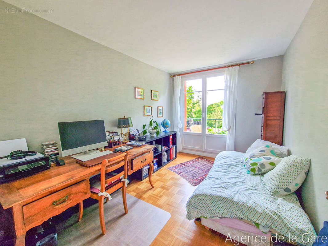 Appartement à MAISONS-LAFFITTE