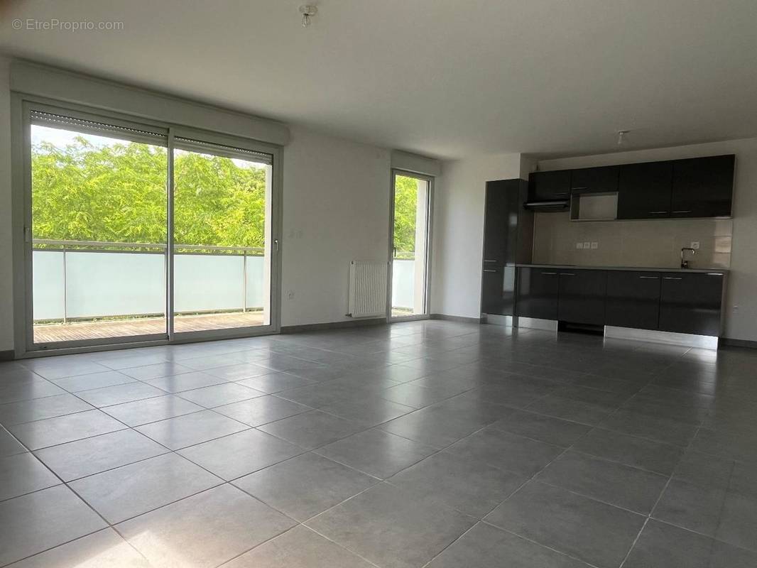   - Appartement à TOULOUSE