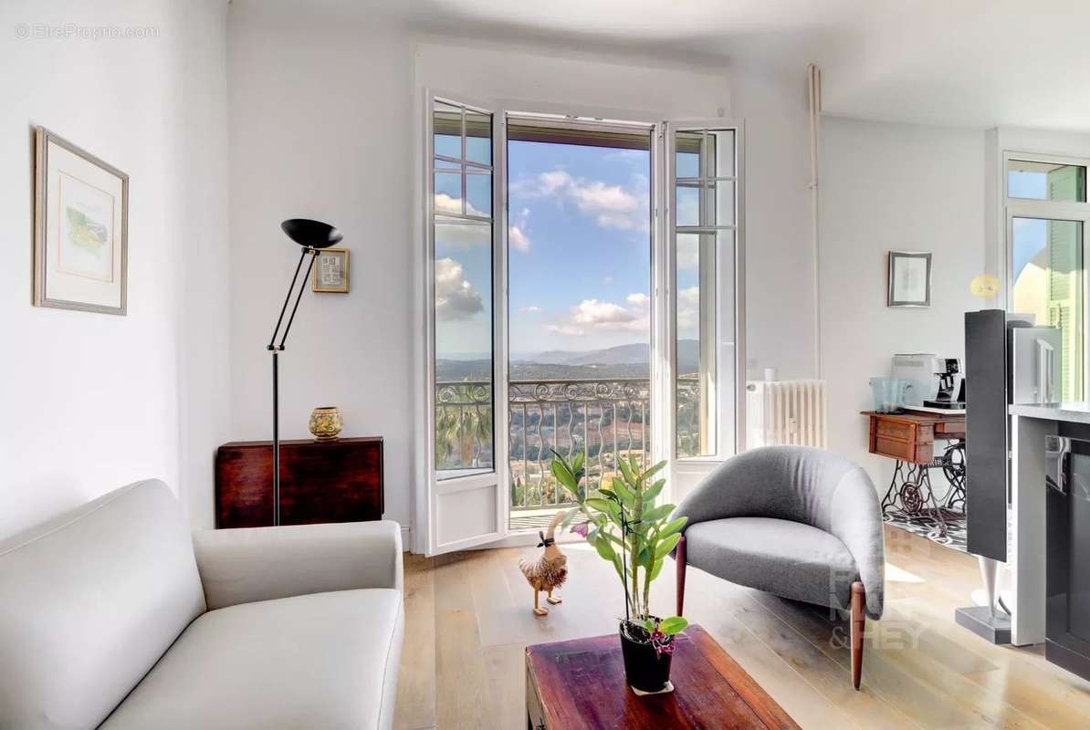 Appartement à GRASSE