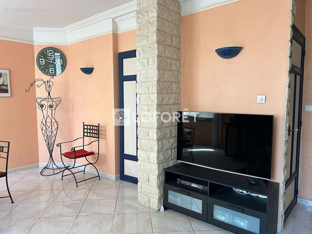 Appartement à MARSEILLE-7E