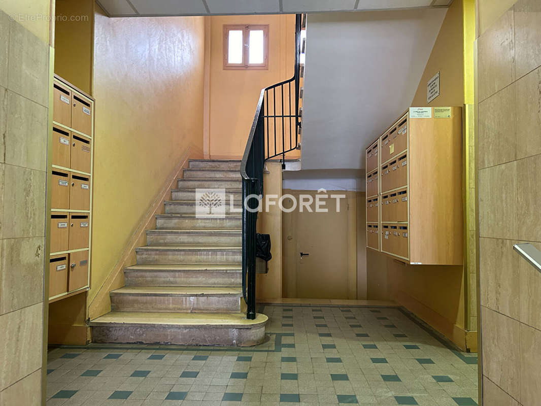 Appartement à MARSEILLE-7E