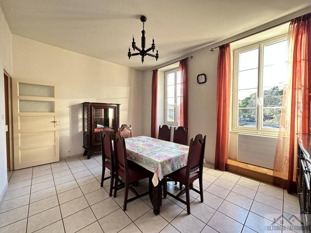 Appartement à LORIOL-SUR-DROME