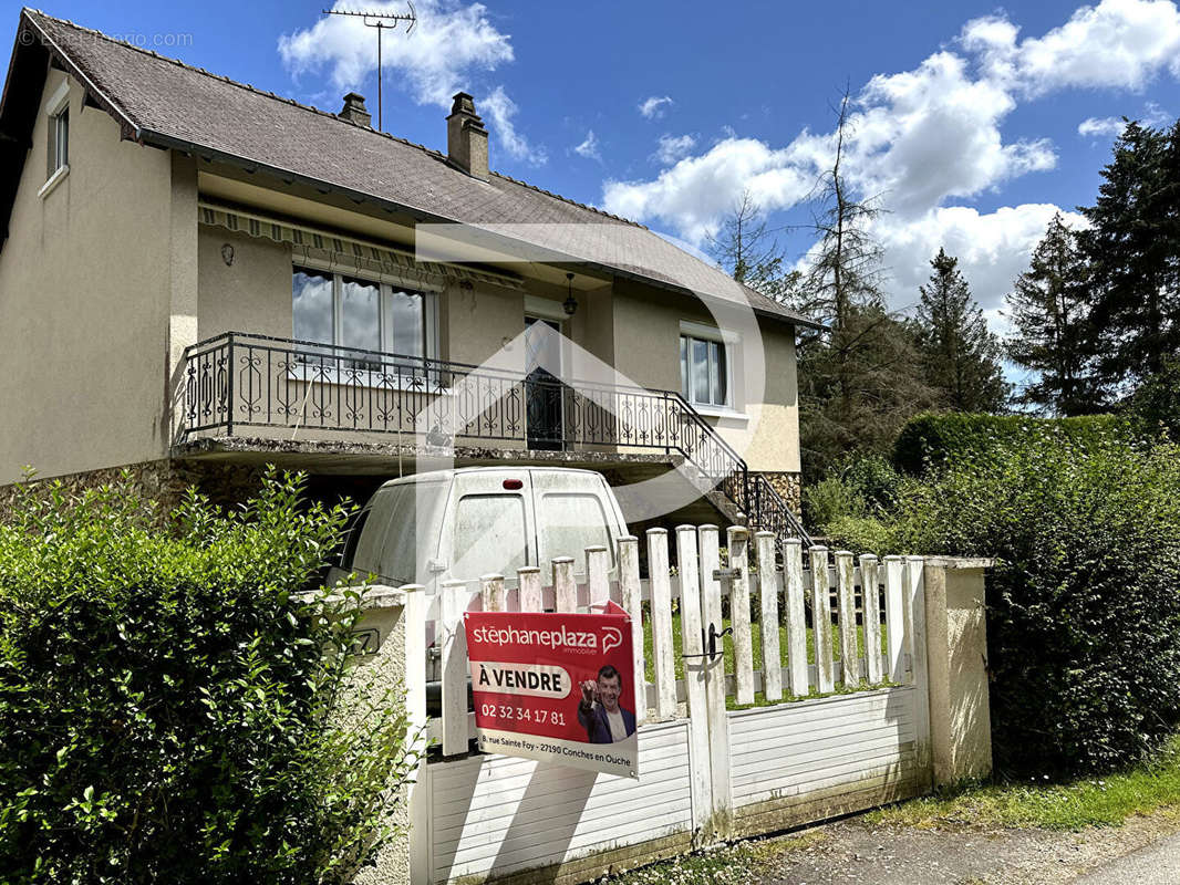 Maison à GROSLEY-SUR-RISLE