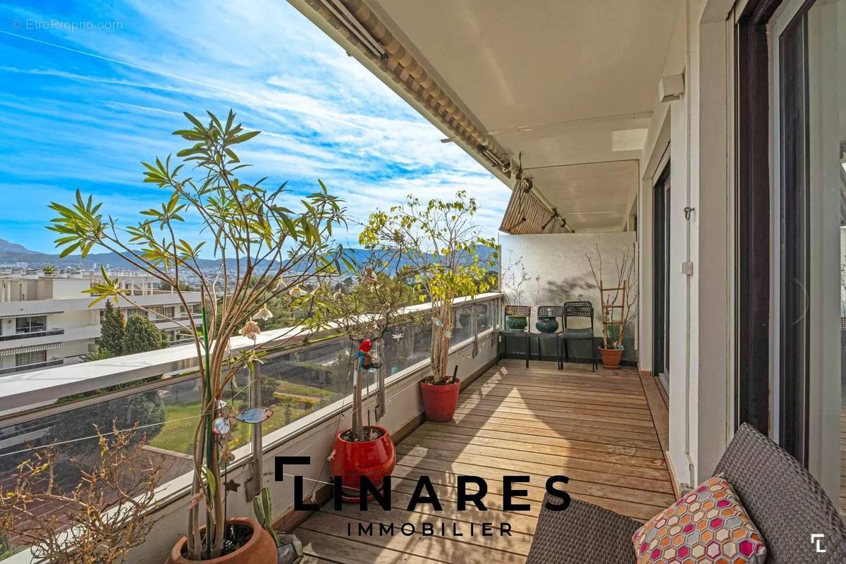 Appartement à MARSEILLE-8E